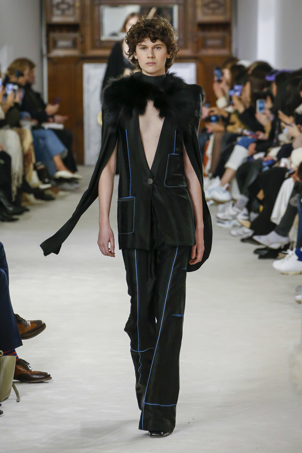 LOEWE 2018秋冬系列时装秀 LOEWE 2018秋冬系列时装秀