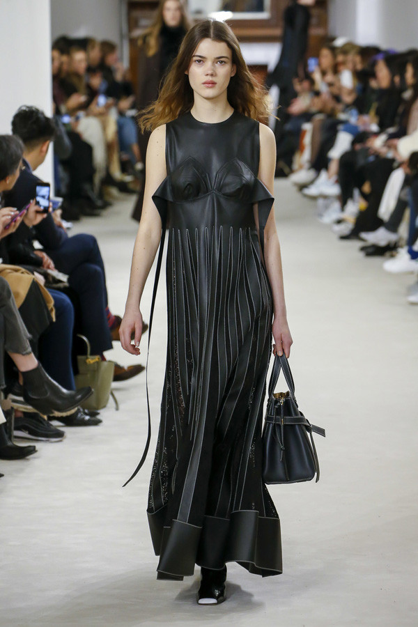 LOEWE 2018秋冬系列时装秀 LOEWE 2018秋冬系列时装秀