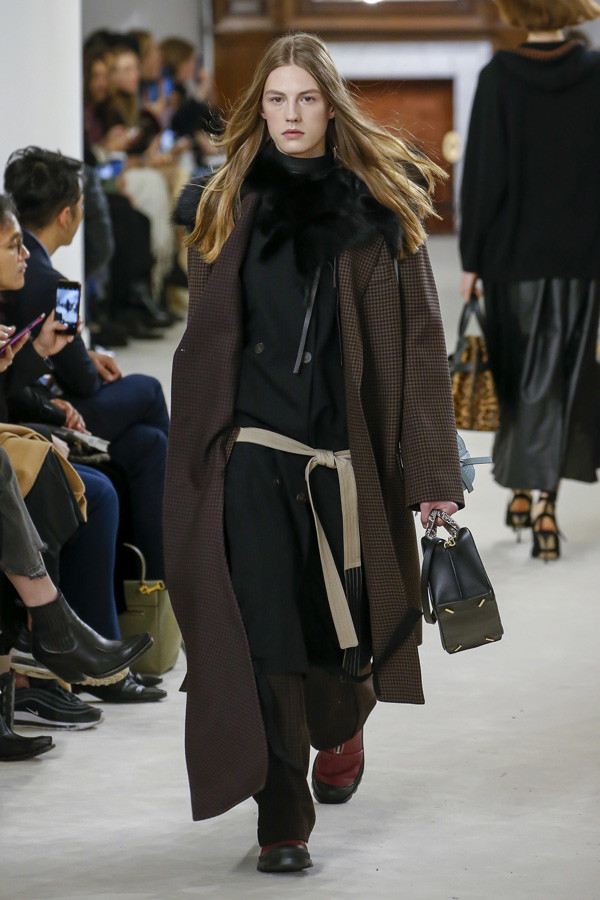 LOEWE 2018秋冬系列时装秀 LOEWE 2018秋冬系列时装秀