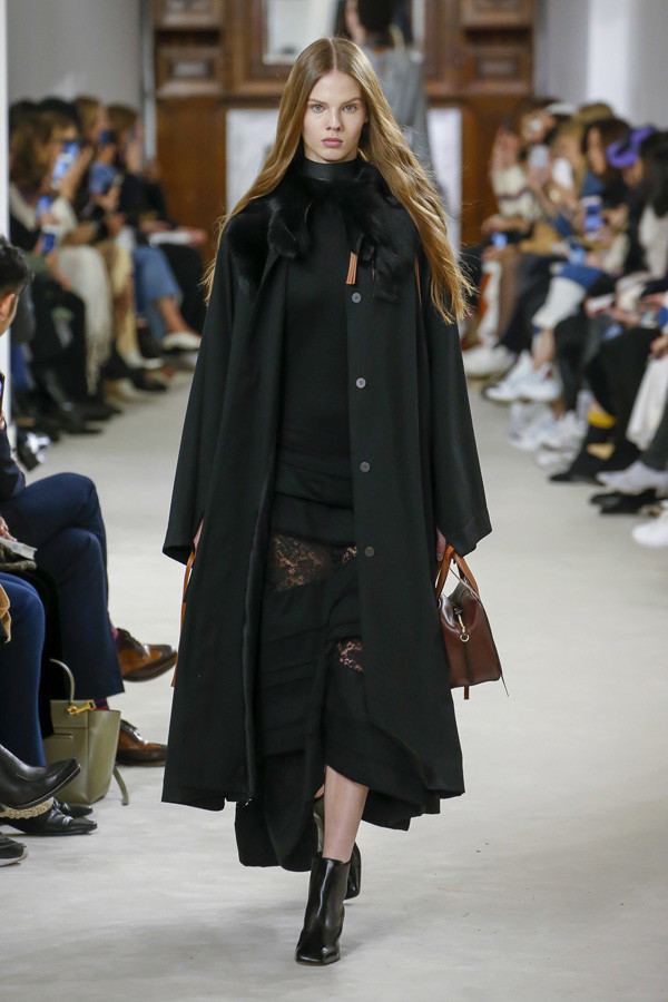 LOEWE 2018秋冬系列时装秀 LOEWE 2018秋冬系列时装秀
