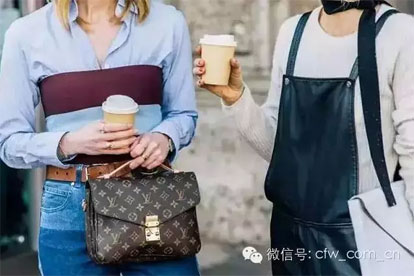 冒牌货的出现竟为时装界带来了好处?0.jpg