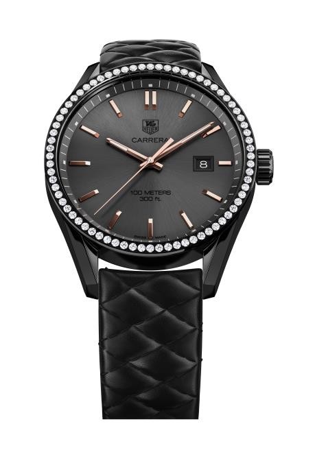 超模卡拉·迪瓦伊慈善拍卖TAG Heuer泰格豪雅签名版腕表1.jpg