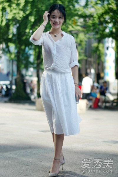 杭州街拍美女如云 时髦范不输欧美5.jpg