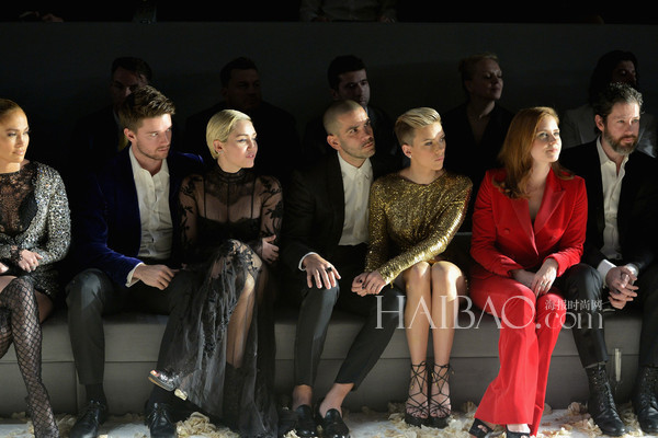 任性的Tom Ford再度缺席伦敦时装周,究竟要玩什么花样?3.jpg