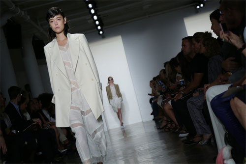 纽约时装周能开个好头 还得多谢Jason Wu2.jpg