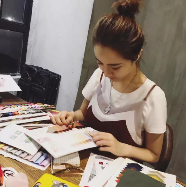 淘宝 退出娱乐圈做电商 网红卖女装一夜赚了杭州一套房0.jpg