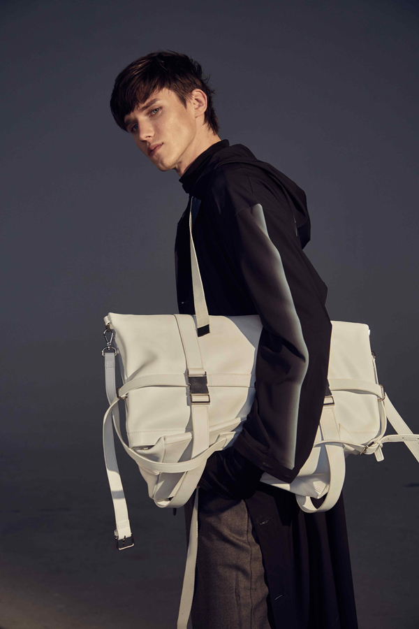 无央·7mi·wang 未来之国/中国国际时装周 2018/19 AW25.jpg