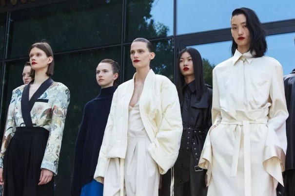 是什么让特立独行的EDITION 10女装在中国女装市场中脱颖而出?3.jpg