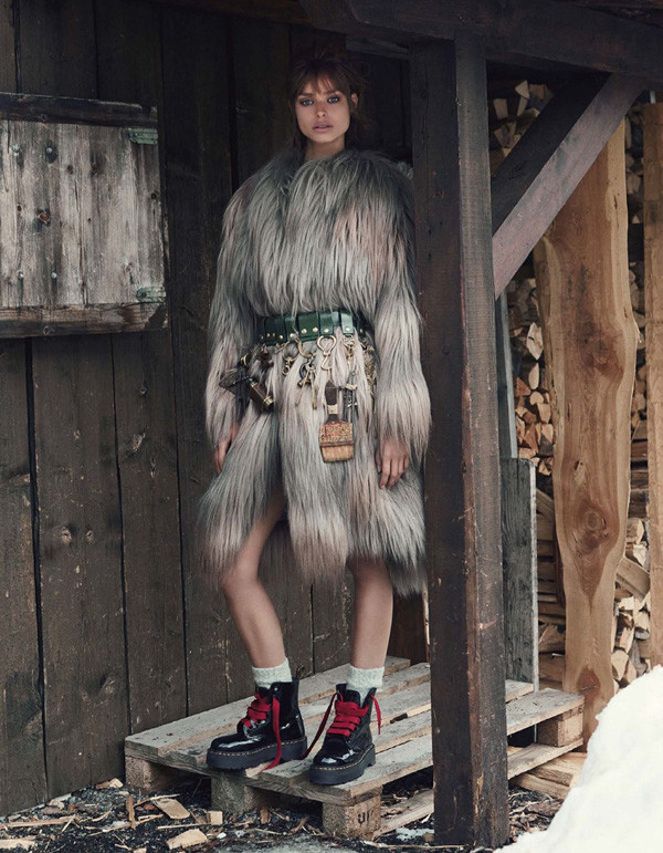 大片| 超模Birgit Kos演绎冬日温暖色彩