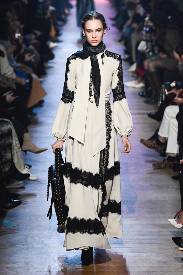 Elie Saab 2018秋冬系列时装秀