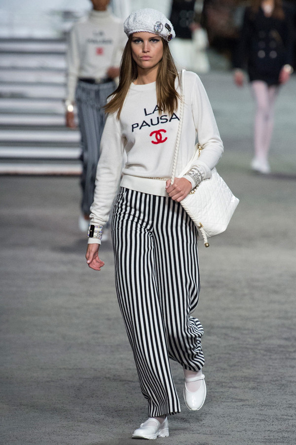 Chanel 2019早春度假系列 老佛爷在巴黎大皇宫造了一艘邮轮！