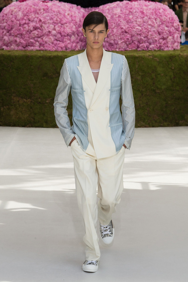 风度翩翩的美少年，Dior Homme 2019春夏系列男装秀