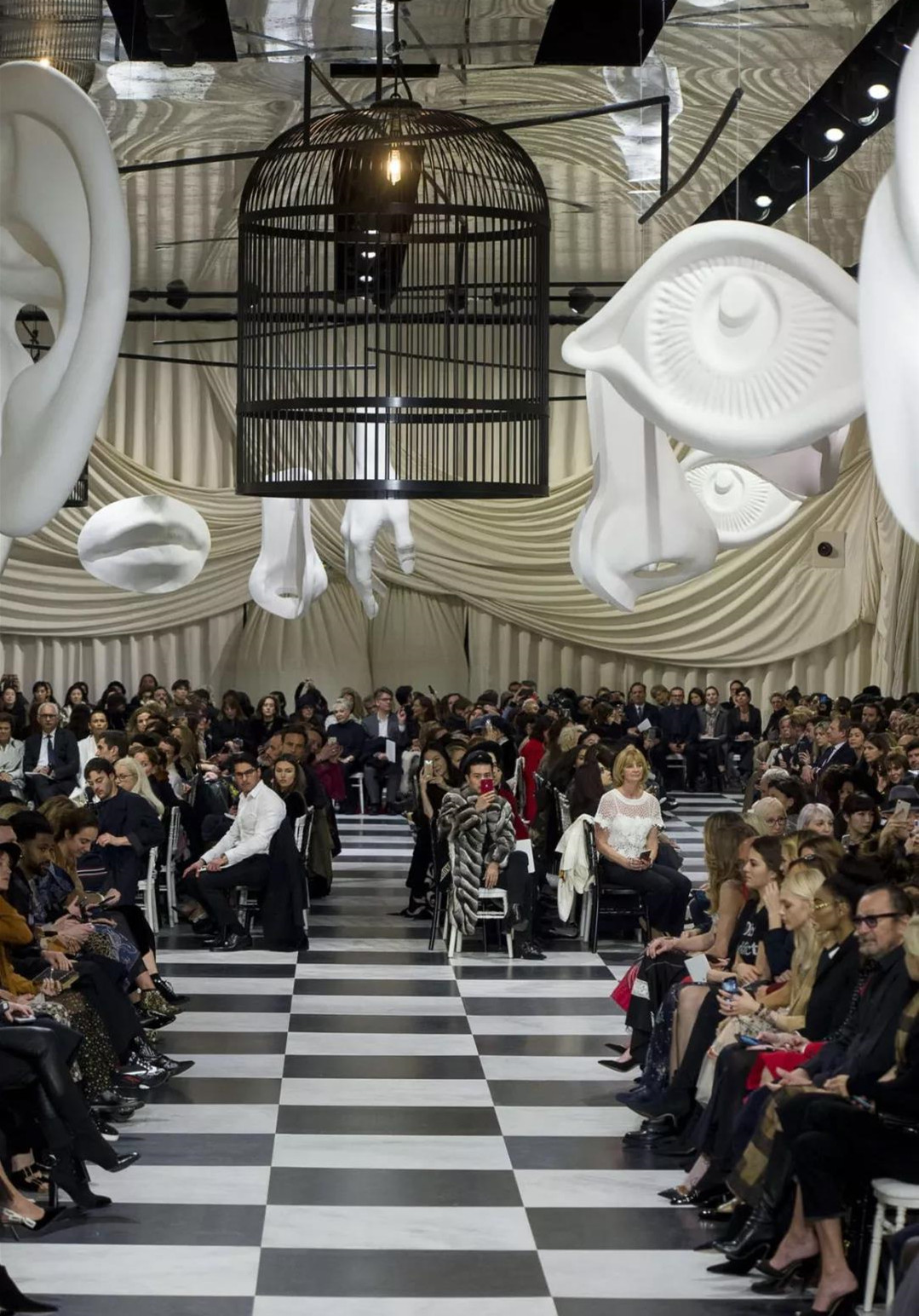 超现实主义 Christian Dior 2018秋冬高定时装秀
