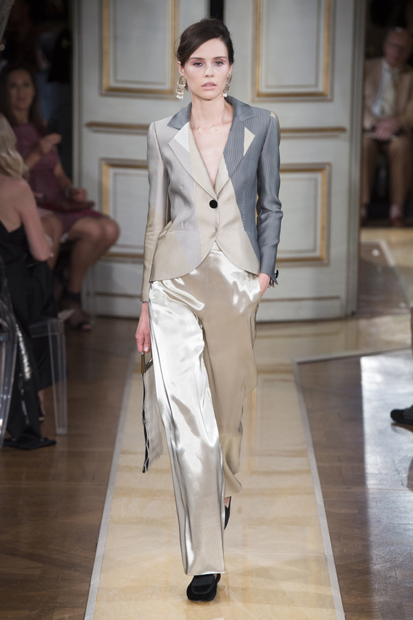 传承优雅，续写传奇！Armani Privé 2018 秋冬高定时装秀