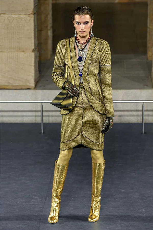 Chanel 2019 早秋时装系列大秀