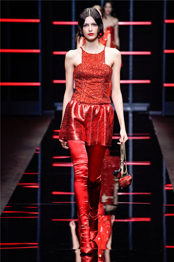 Giorgio Armani 2019秋冬米兰时装秀