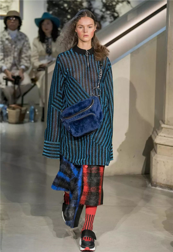 2019秋冬针织类单品趋势：图像元素更新传统面貌