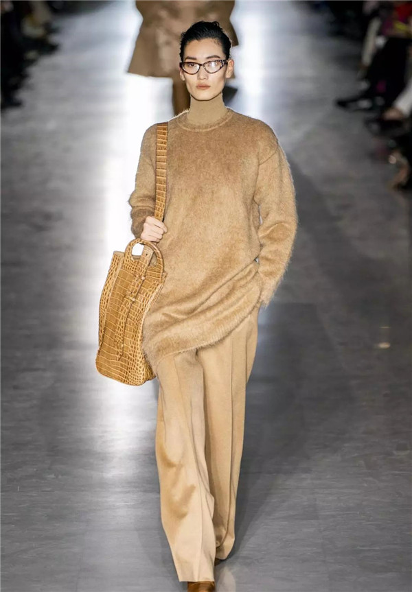 2019秋冬针织类单品趋势：图像元素更新传统面貌