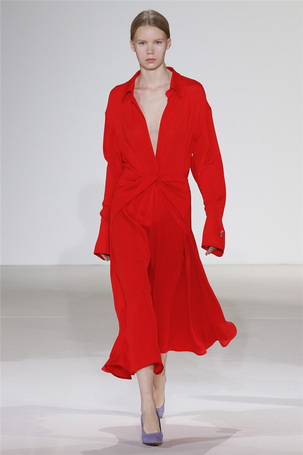 精致个性 Victoria Beckham 2018春夏系列时装秀