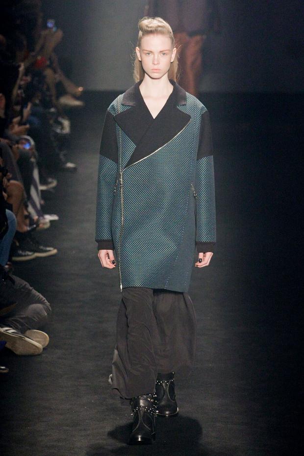 Triton 2014春夏女装秀11.jpg