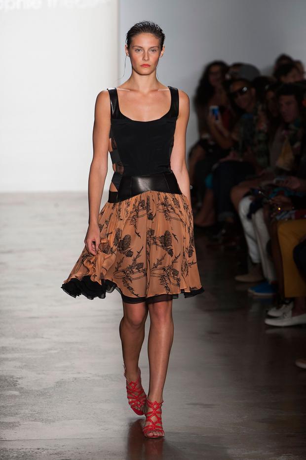 Sophie Theallet 2014春夏女装秀26.jpg