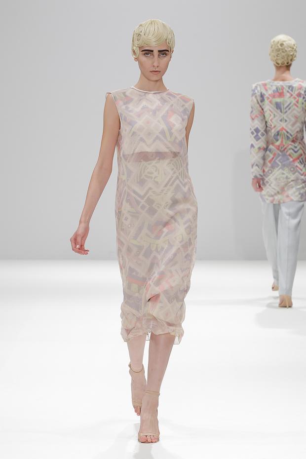 Basharatyan V 2014春夏女装秀9.jpg