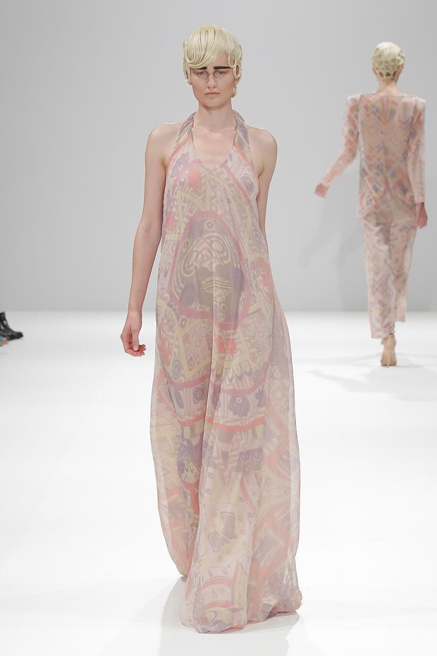 Basharatyan V 2014春夏女装秀12.jpg