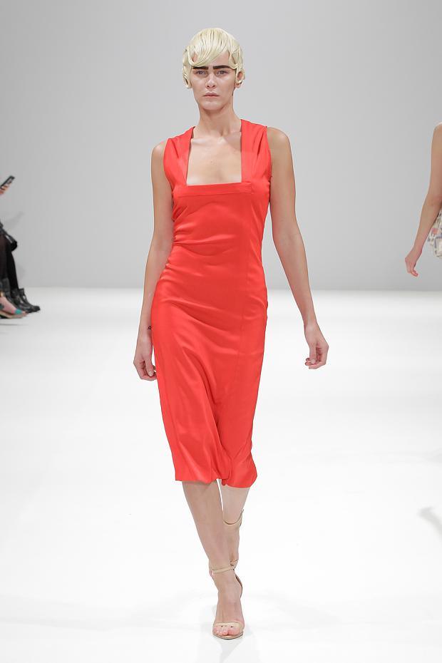 Basharatyan V 2014春夏女装秀14.jpg