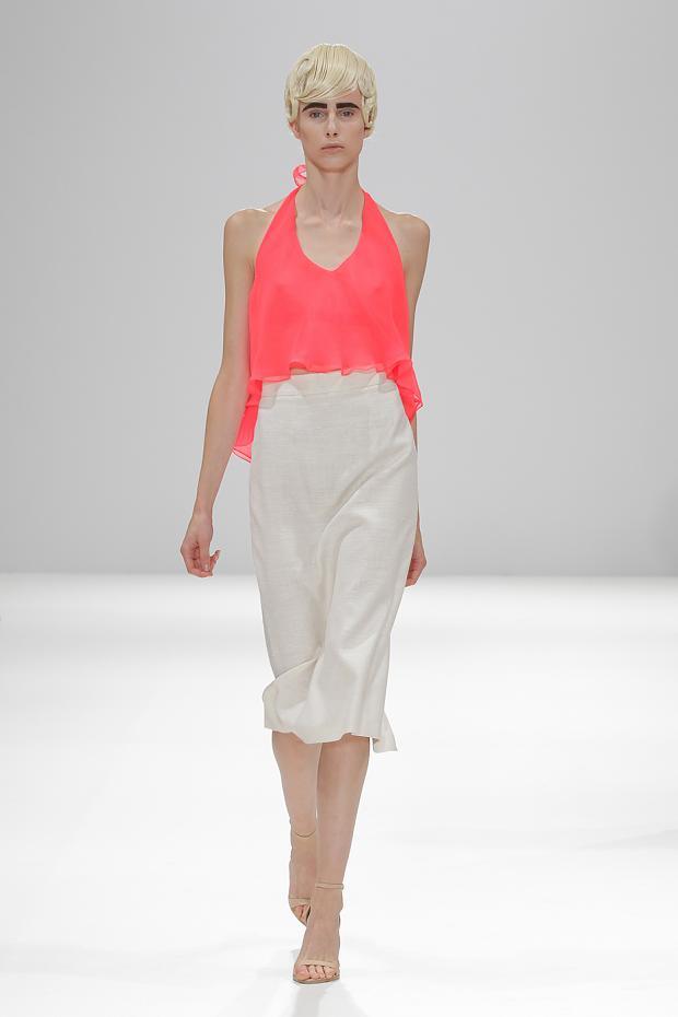 Basharatyan V 2014春夏女装秀15.jpg