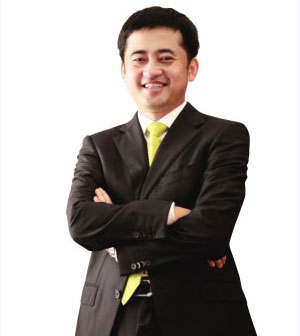 安踏CEO丁世忠：演绎体育市场保卫战0.jpg