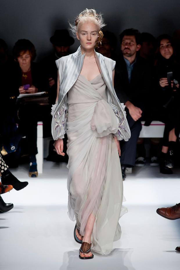 Schiaparelli 2014春季高级定制时装发布秀4.jpg