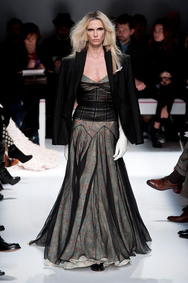 Schiaparelli 2014春季高级定制时装发布秀16.jpg