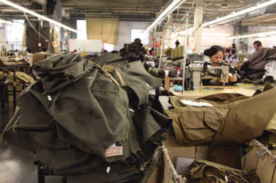 Gucci、LV手袋到底价值几何 奢侈品贵得有理由？0.jpg