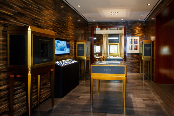 格拉夫呈献珍稀珠宝展 重现传奇名钻之旅0.jpg