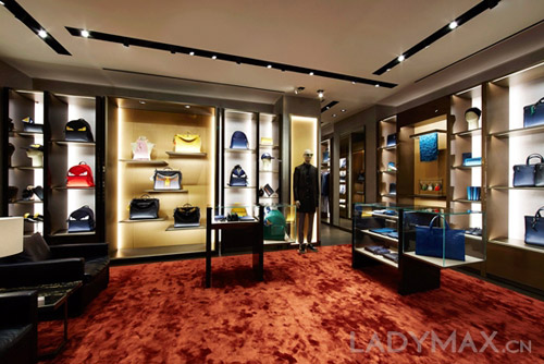 Fendi加速拓展男装业务 在巴黎打造小型精品店1.jpg