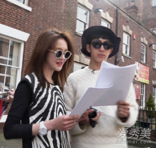 《花儿与少年2》 郑爽示范休闲出游装扮3.jpg