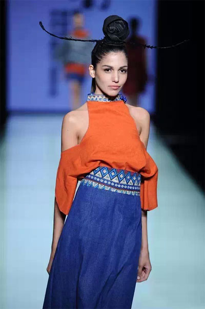 江南韵 阿仕顿2015江南国际时装周精彩报道之秀场篇2.jpg