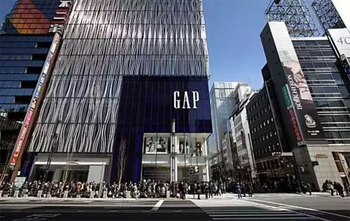 牛仔起家的GAP日子难过 关店又裁员无下限促销0.jpg