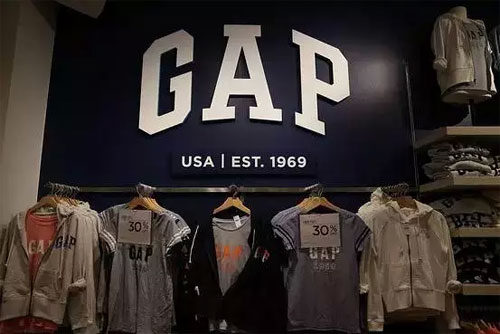 牛仔起家的GAP日子难过 关店又裁员无下限促销2.jpg