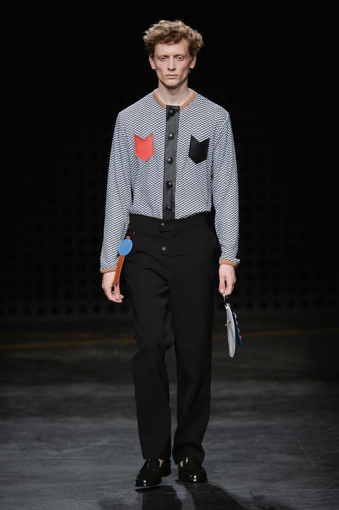 Xander Zhou伦敦2016春夏男装秀1.jpg