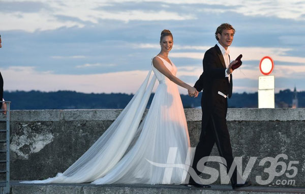 摩洛哥皇室婚礼第二弹 Armani高定婚纱礼服亮相 1.jpg