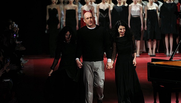 继承者可不好当 看Oscar de la Renta的新创意总监就知道了0.jpg