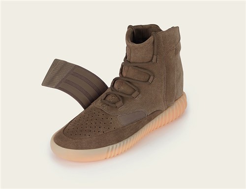 adidas 出了一款专门用来排队抢购自家爆款的 app0.jpg