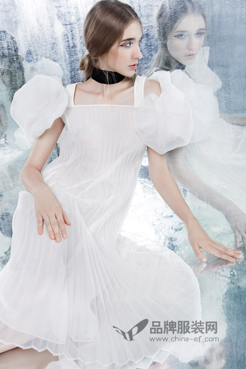 奢华礼服 I LOVE PRETTY 2016春夏新品LOOKBOOK  2.jpg