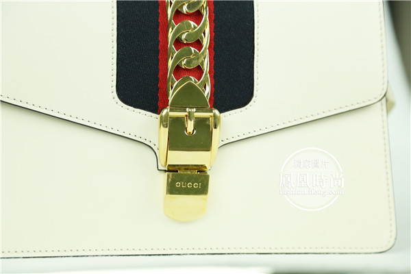 实测Gucci Sylvie手袋 连肩带都这么美难怪卖断货15.jpg
