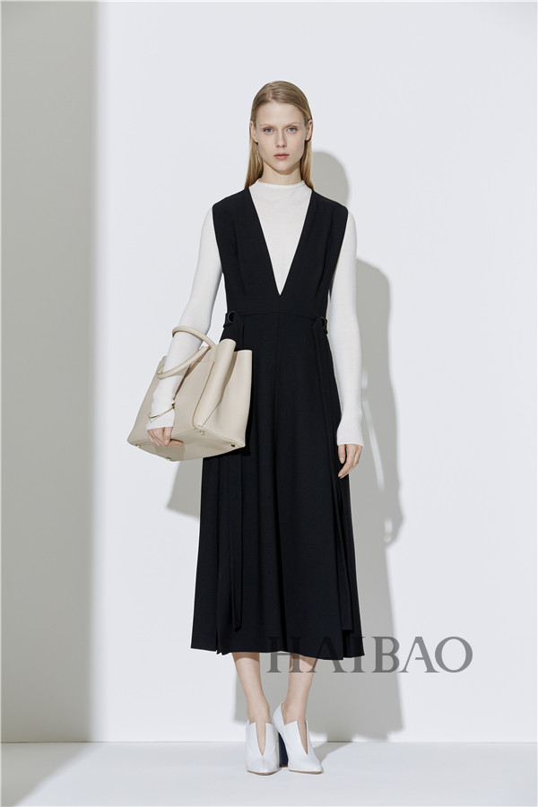 迦达 (Giada) 发布2016秋冬女装“超现实主义的抽象美学”10.jpg