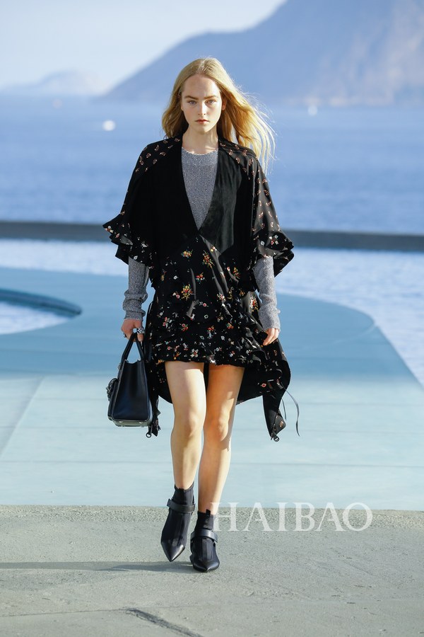 Louis Vuitton2017早春度假系列：乘里约奥运之风感受活力17.jpg