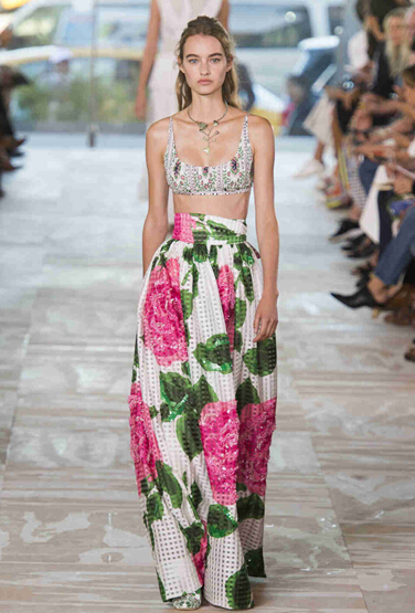 Tory Burch 2017春夏纽约时装秀 海岸风情7.jpg