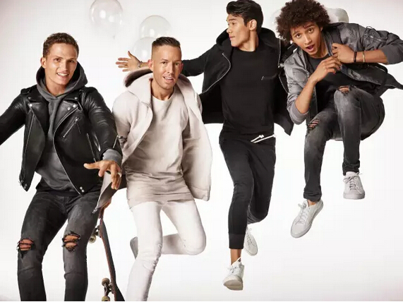 GAP新晋男装设计师新品发布 一大波时尚设计扑面而来0.jpg