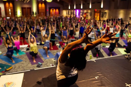 Lululemon市场遭威胁 Nike将在5000家店内开设瑜伽裤专卖区0.jpg